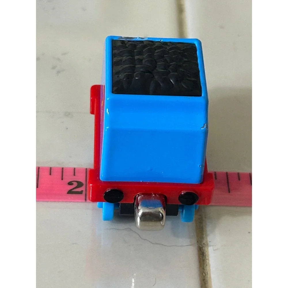 Thomas & Friends Take-Along Edward's Tender Blue Diecast Magnetic Train Car 2